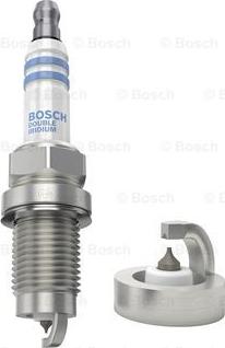 BOSCH 0 242 240 675 - Aizdedzes svece autodraugiem.lv