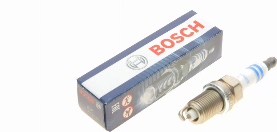 BOSCH 0 242 236 592 - Aizdedzes svece autodraugiem.lv