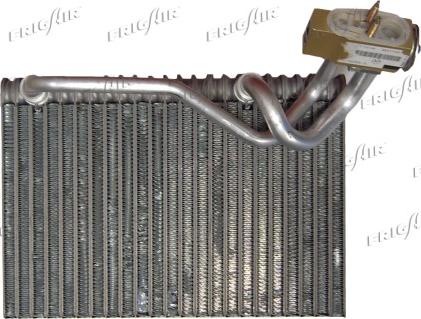 Frigair 708.30021 - Iztvaikotājs, Gaisa kondicionēšanas sistēma autodraugiem.lv