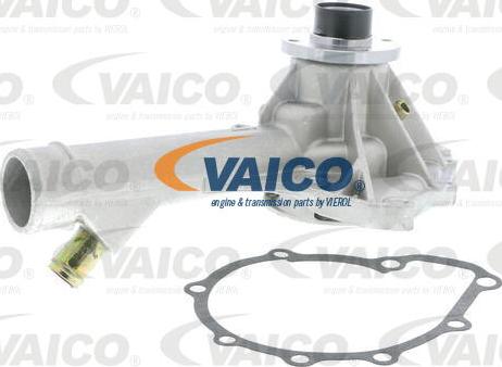 VAICO V10-50042 - Ūdenssūknis autodraugiem.lv