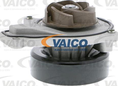 VAICO V20-50060 - Ūdenssūknis autodraugiem.lv