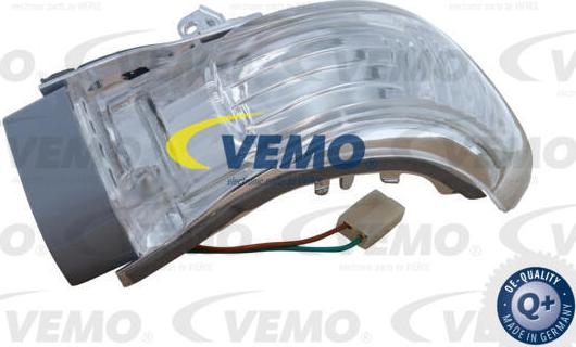 Vemo V10-84-0013 - Pagrieziena signāla lukturis autodraugiem.lv