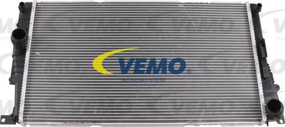 Vemo V20-60-0067 - Radiators, Motora dzesēšanas sistēma autodraugiem.lv