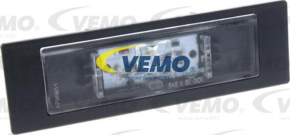 Vemo V20-84-0014 - Numurzīmes apgaismojuma lukturis autodraugiem.lv